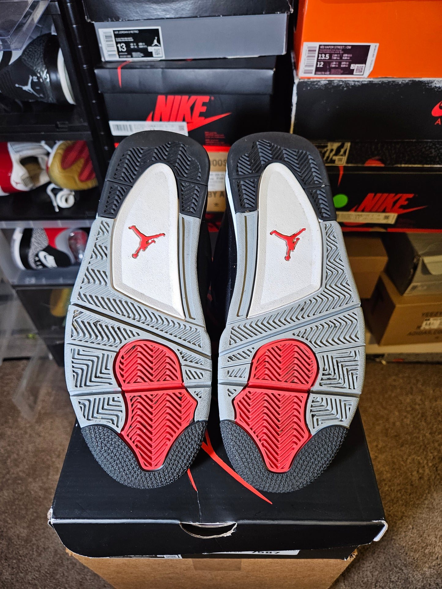 Size 9 - AJ 4 Retro SE Mid Black Canvas