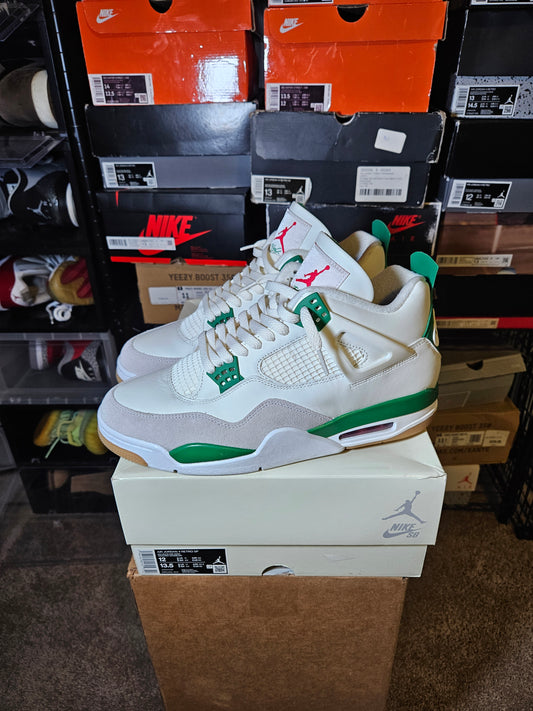Size 12 - AJ 4 Retro SP x Nike SB Mid Pine Green