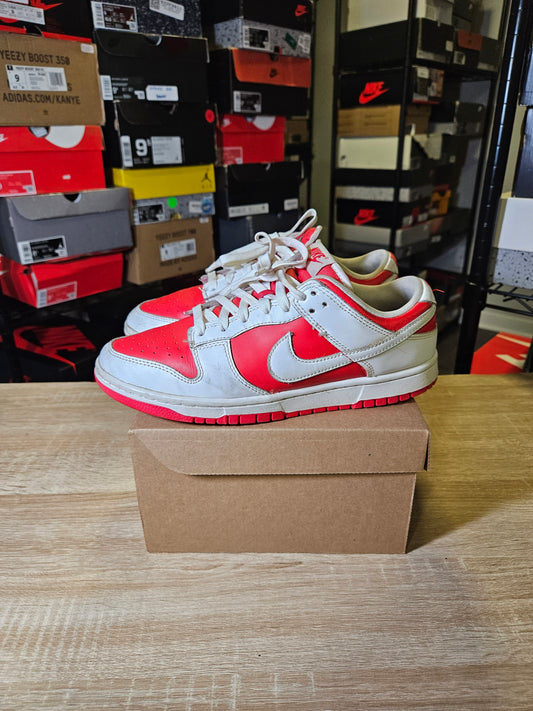 Size 8.5 - Dunk Low Championship Red
