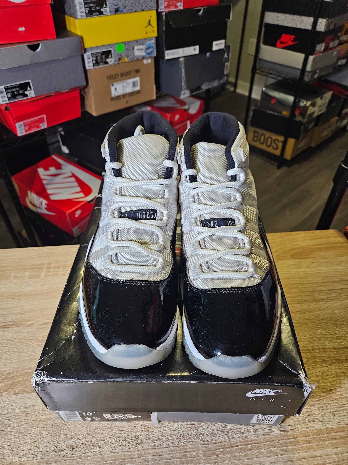 Size 10.5 - AJ 11 Retro High Concord