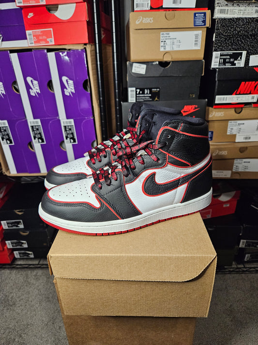 Size 10 - AJ 1 Retro High OG Bloodline 2019