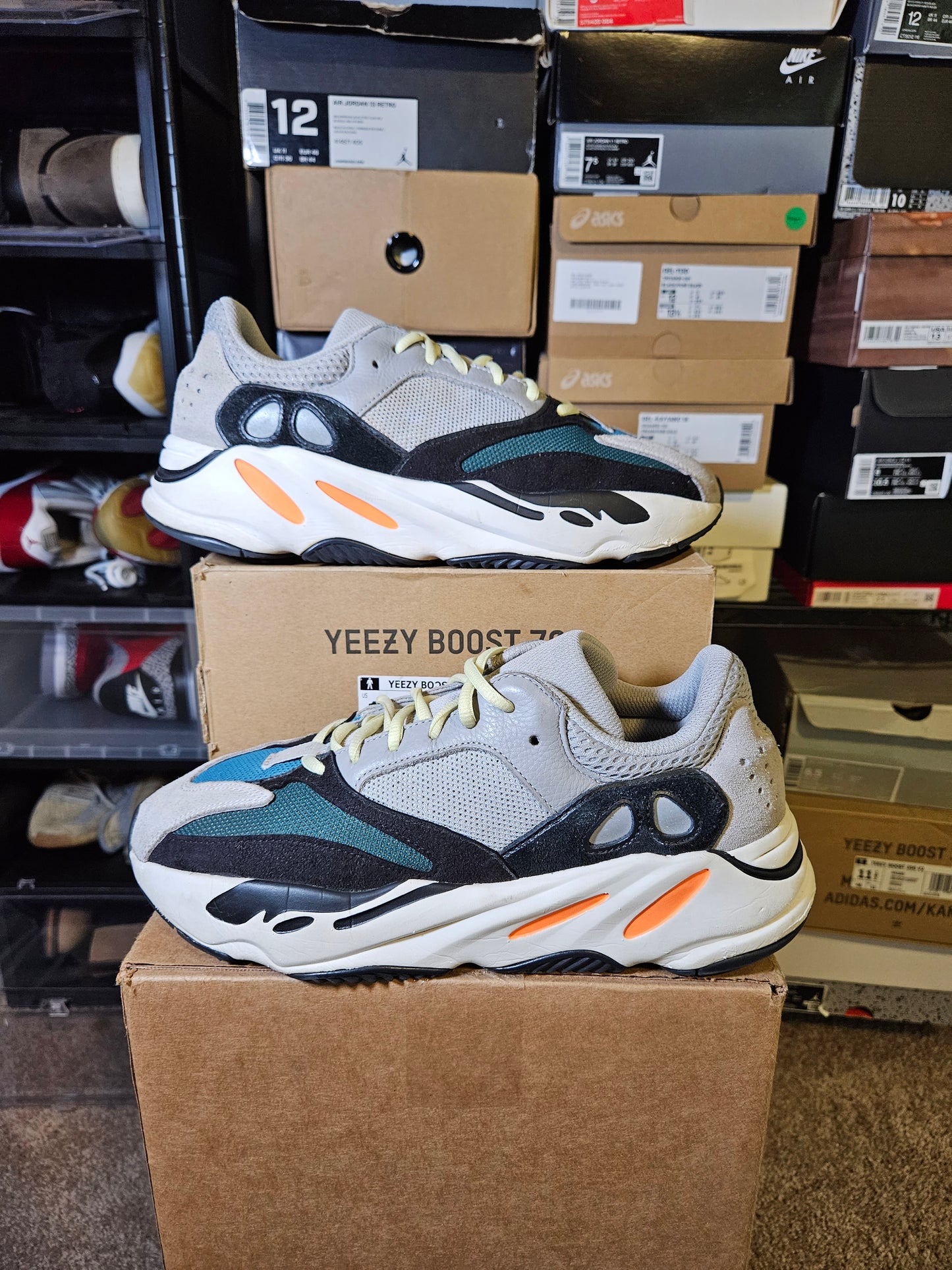 Size 10.5 - YZY Boost 700 Low Wave Runner