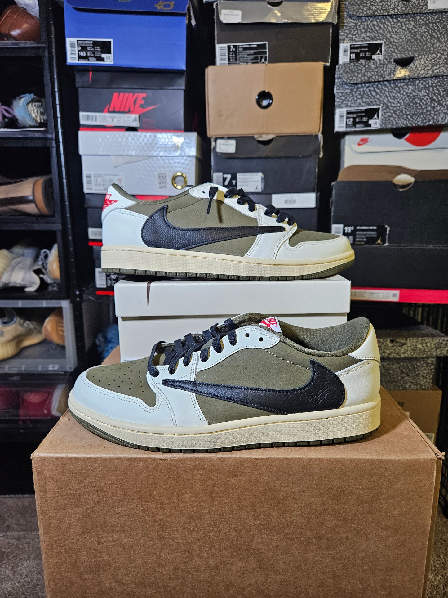 Size 9.5 - AJ 1 Low Travis Scott Olive