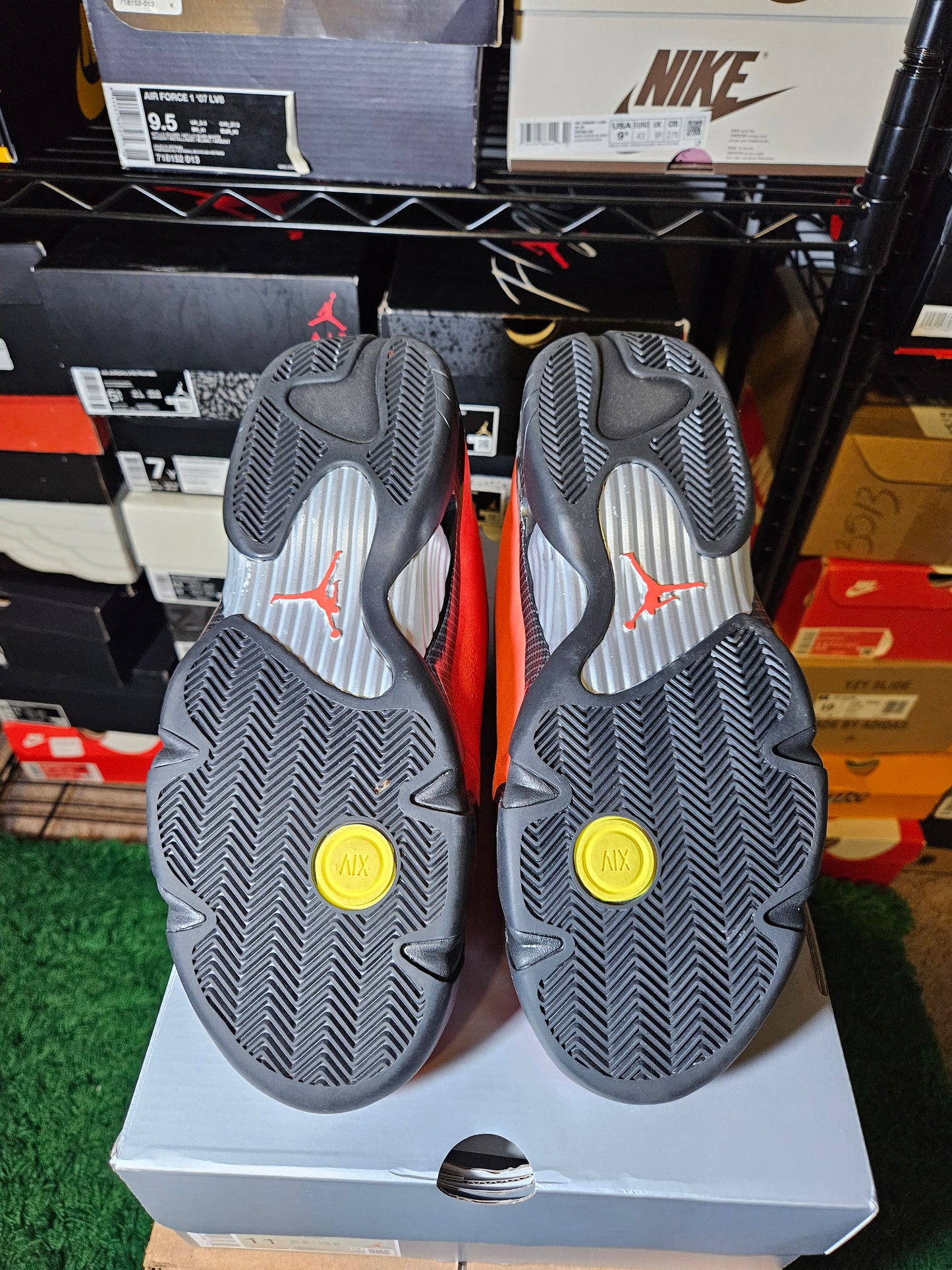 Size 11 - AJ 14 Retro 2025 Ferrari