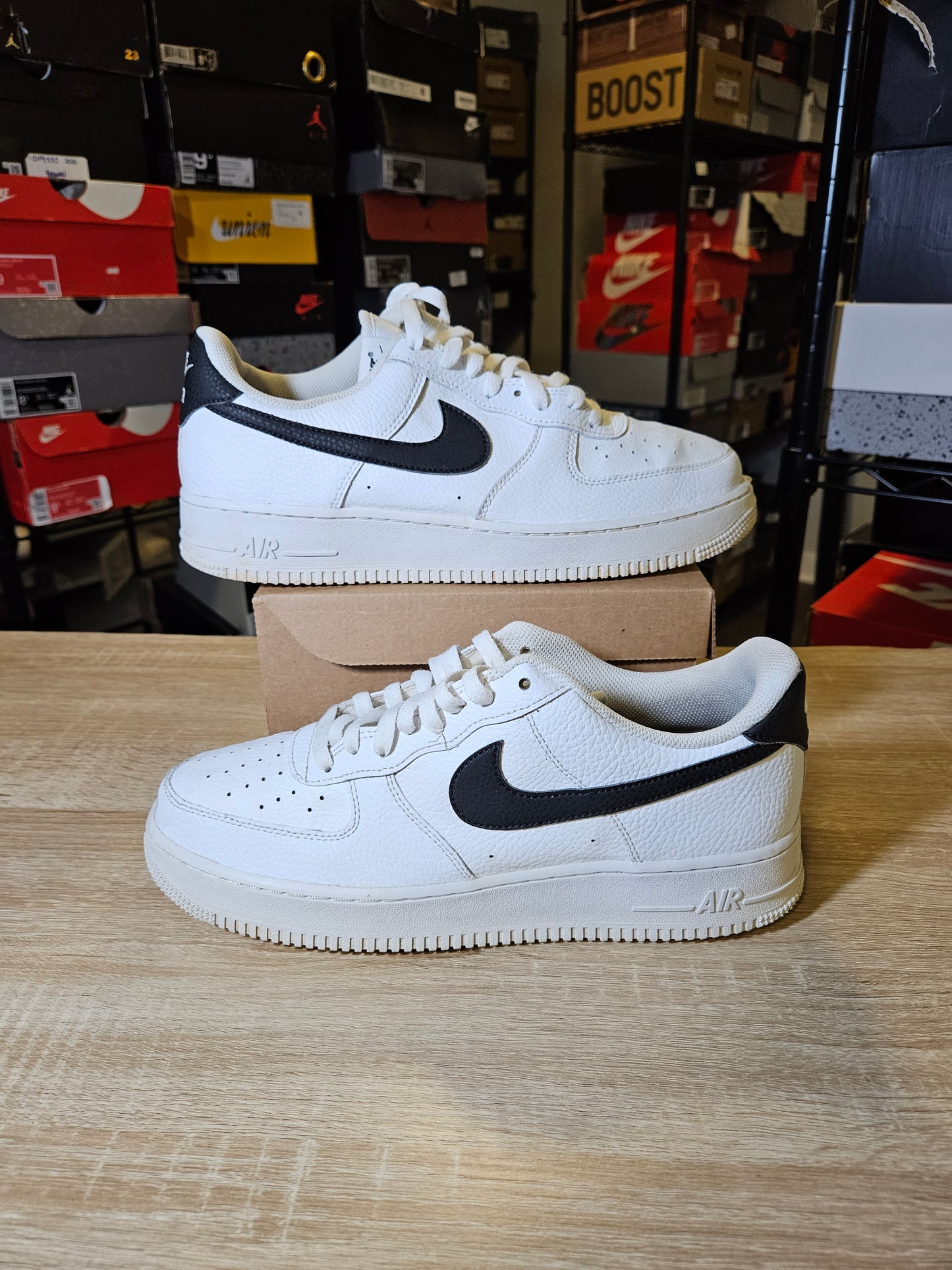 Size 11 - AF1 '07 Low White Black