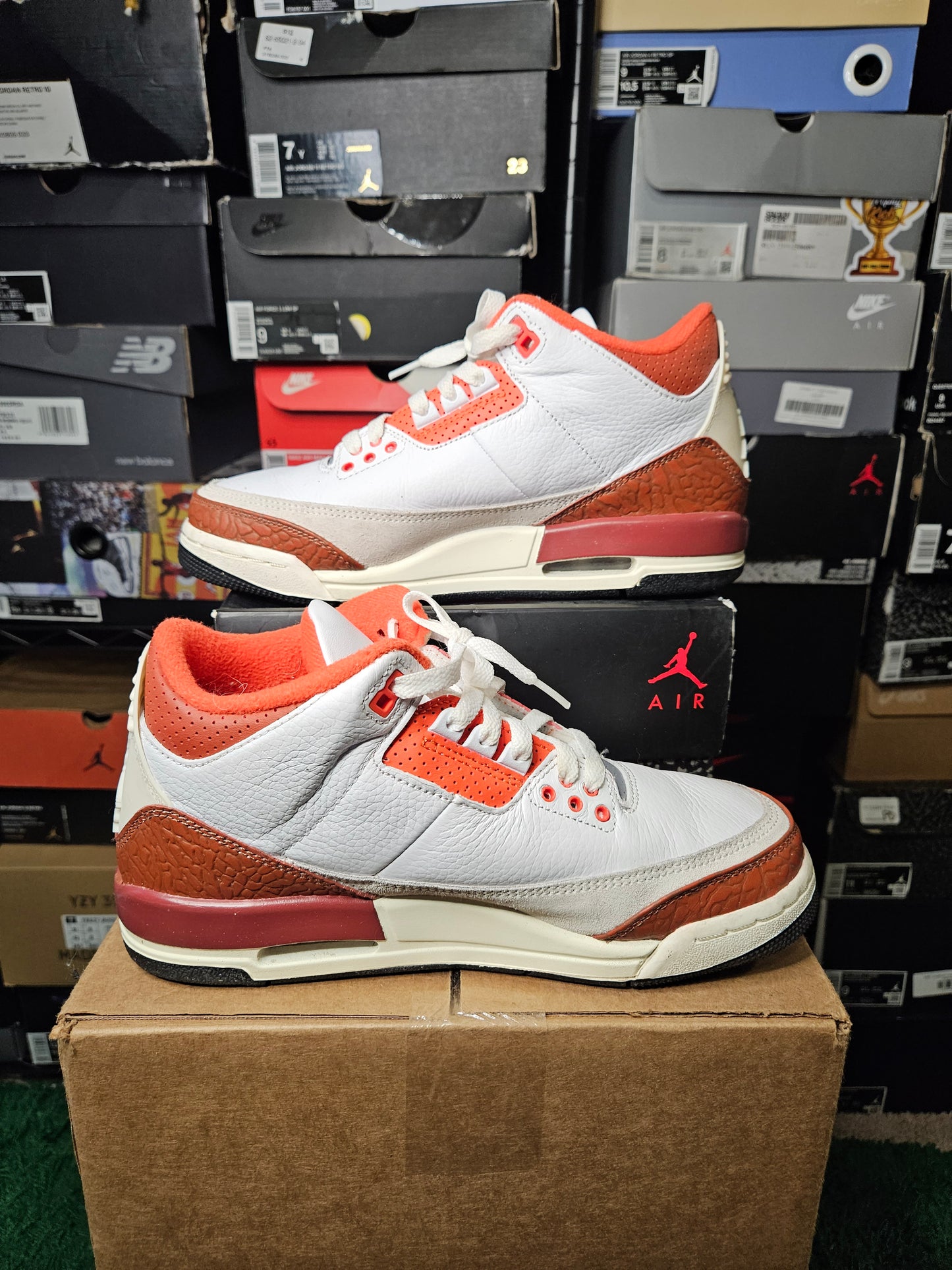 Size 7 - AJ 3 Retro Mid Dunk On Mars
