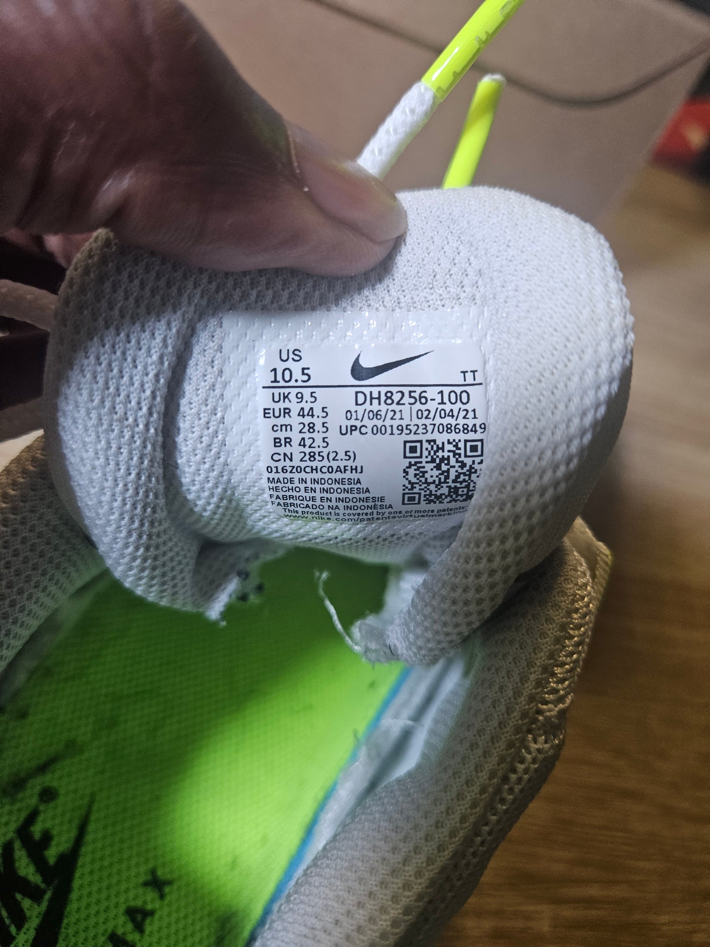 Size 10.5 - Air Max 95 Logos Pack - White Neon