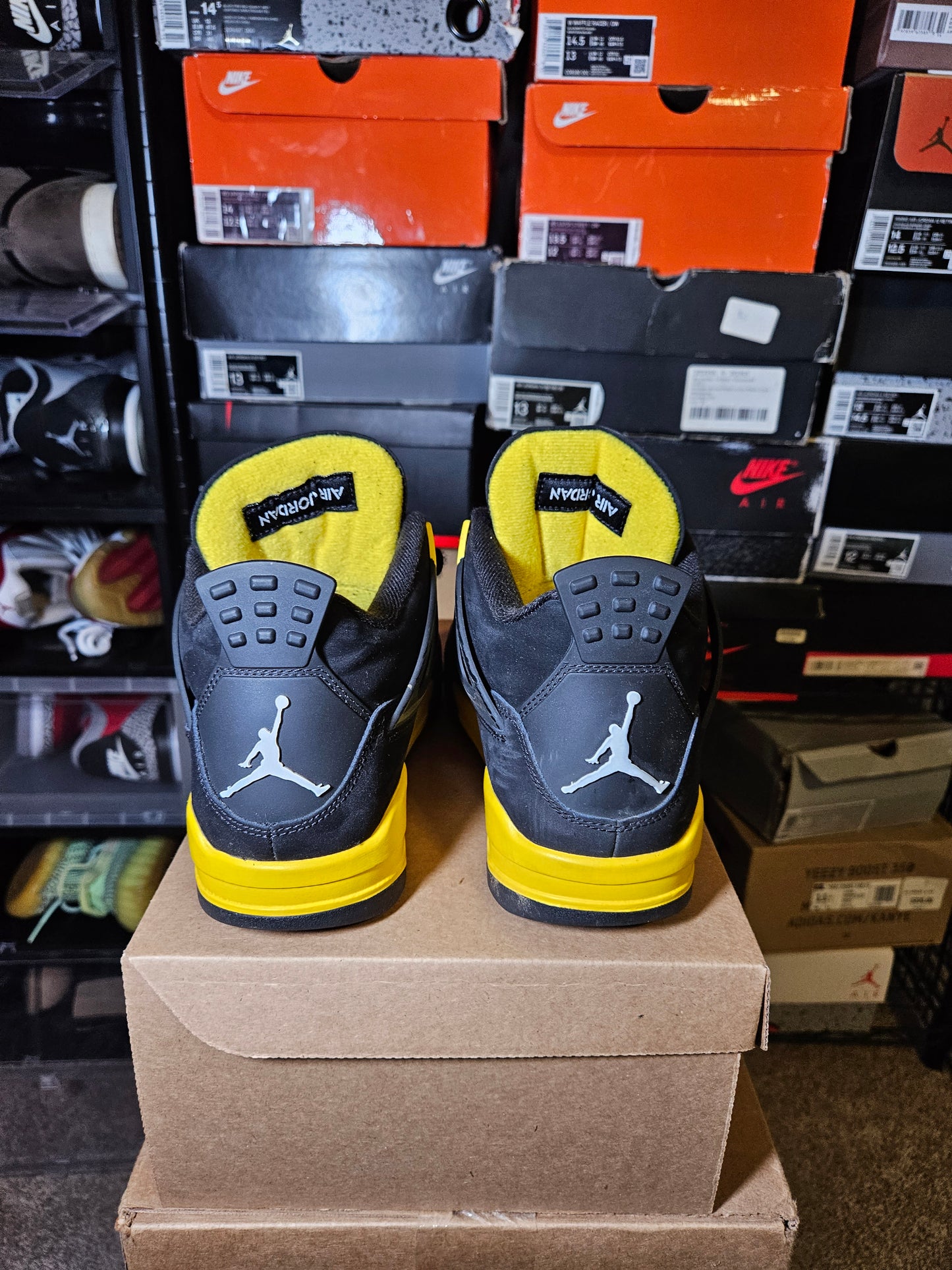 Size 8 - AJ 4 Retro Mid Thunder