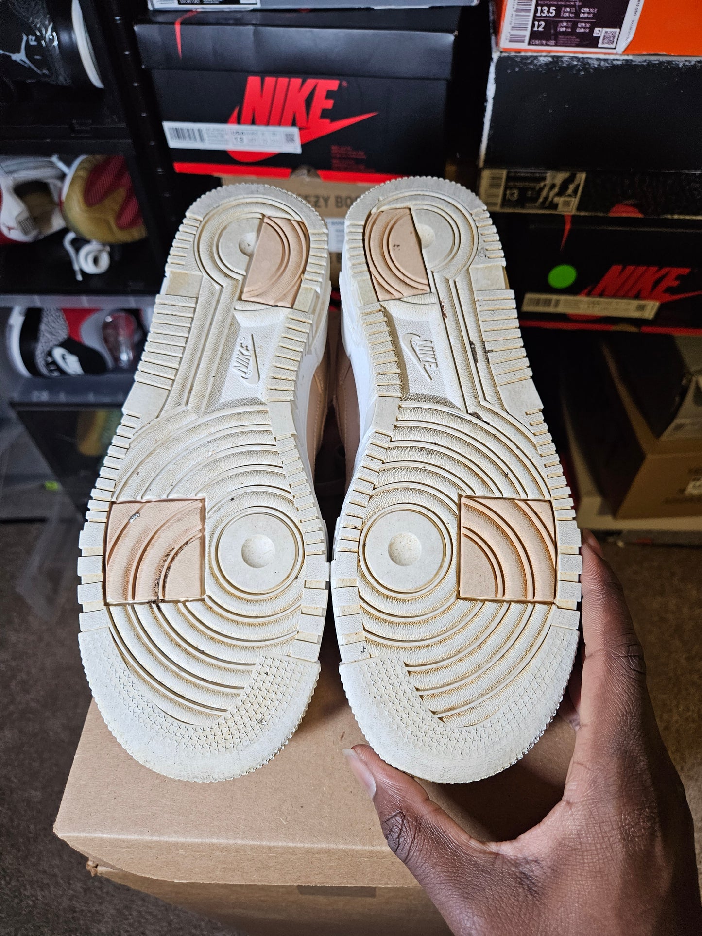 Size 8.5W/7M - AF1 Pixel Particle Beige