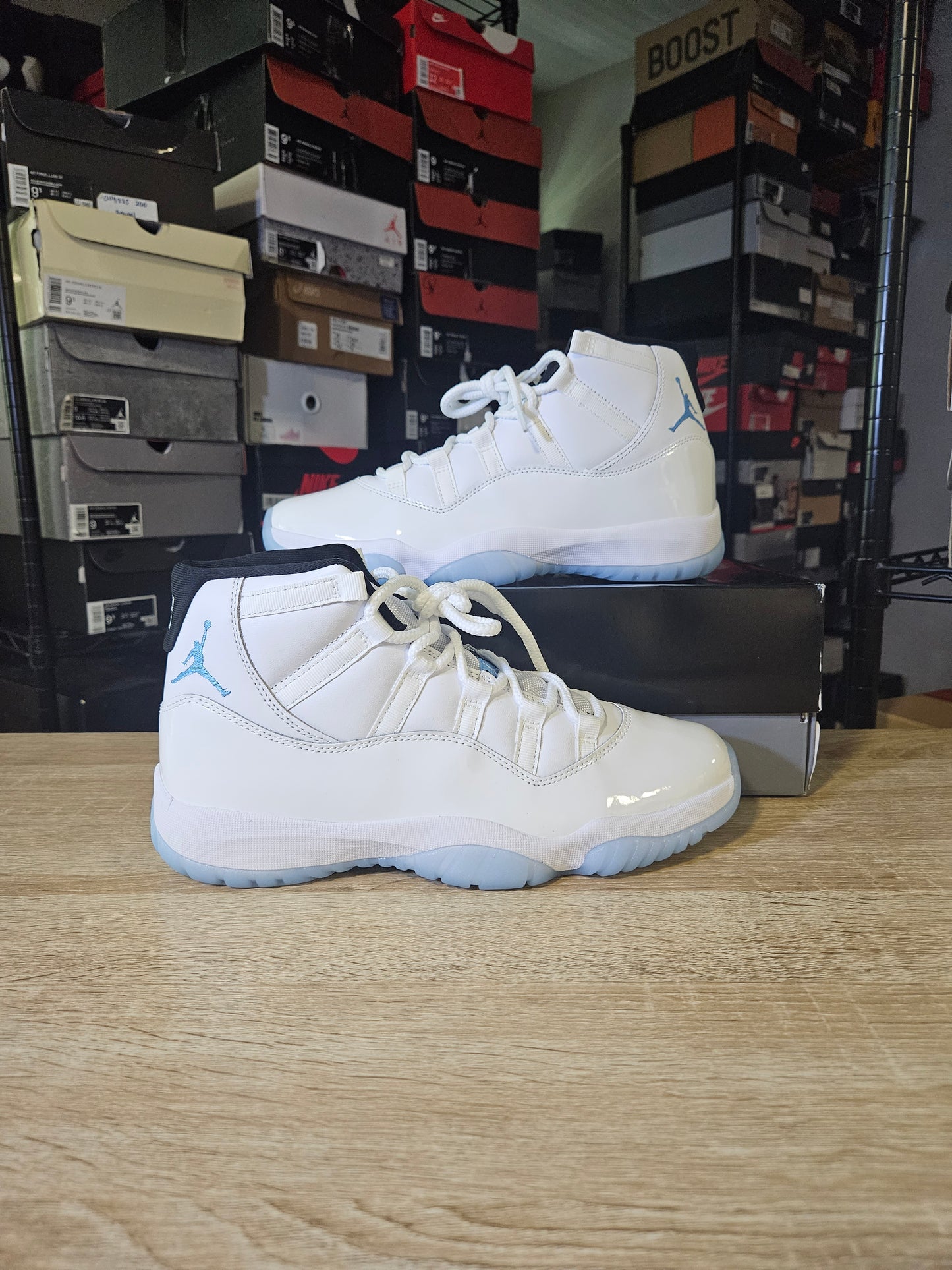 Size 10 - AJ 11 Retro 2024 Legend Blue / Columbia