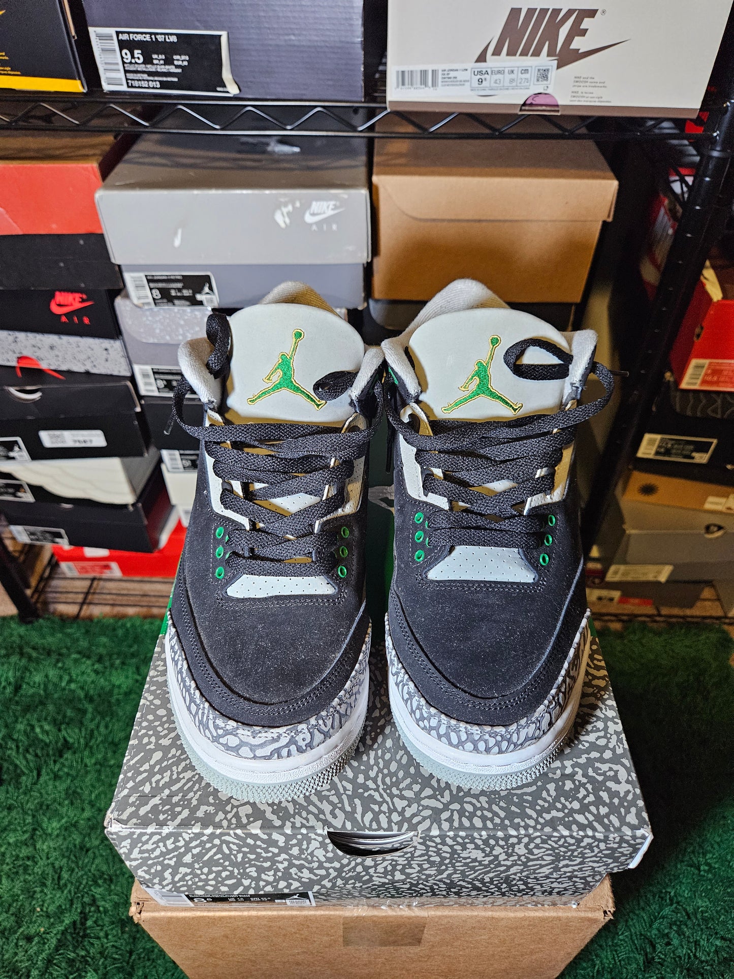 Size 8.5 - AJ 3 Retro Mid Pine Green