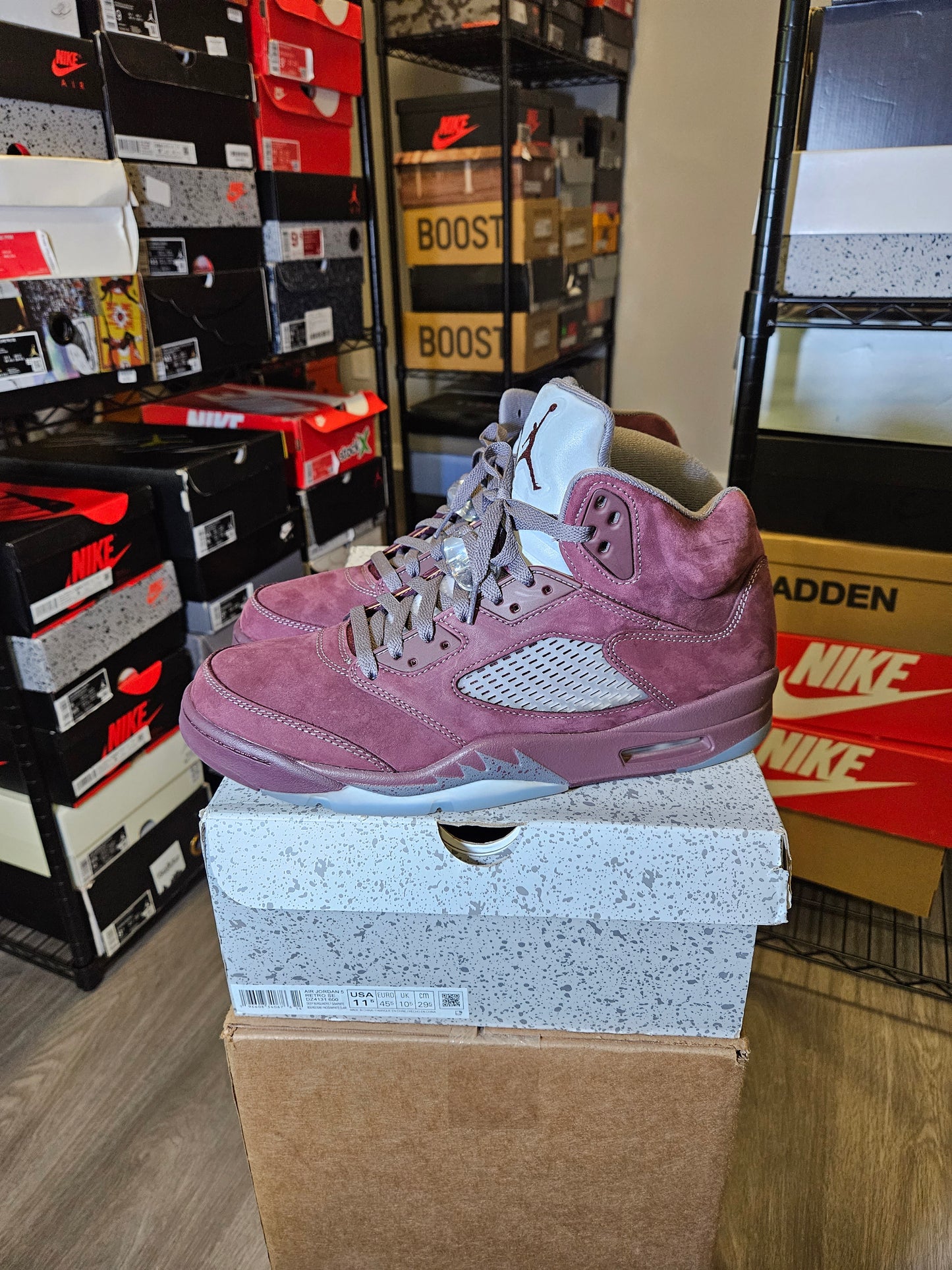 Size 11.5 - AJ 5 Retro SE 2023 Burgundy