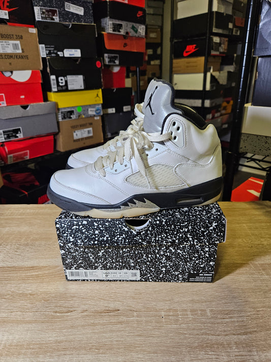 Size 9.5 - AJ 5 Retro White Black