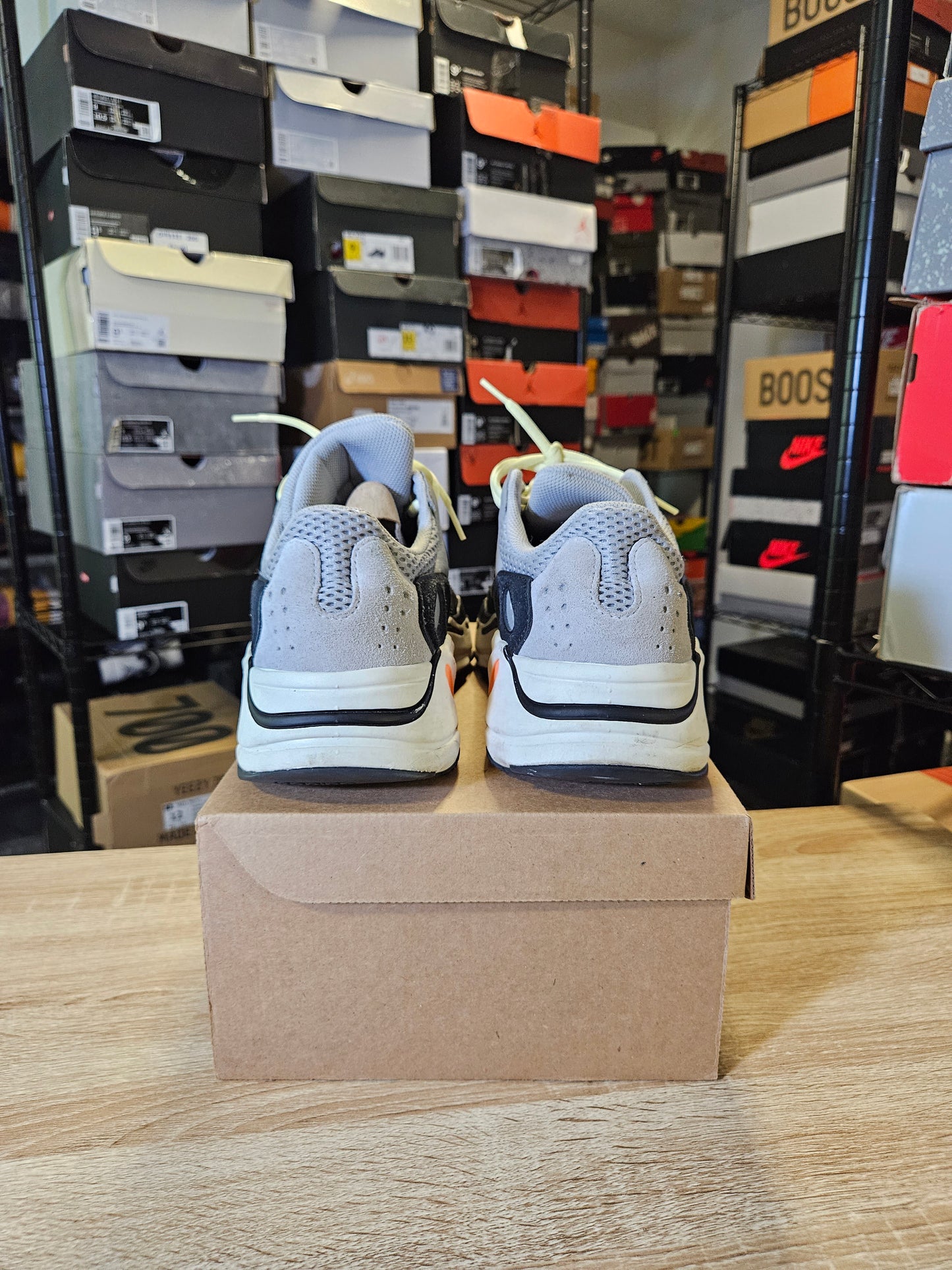Size 10 - YZY 700 Low Wave Runner