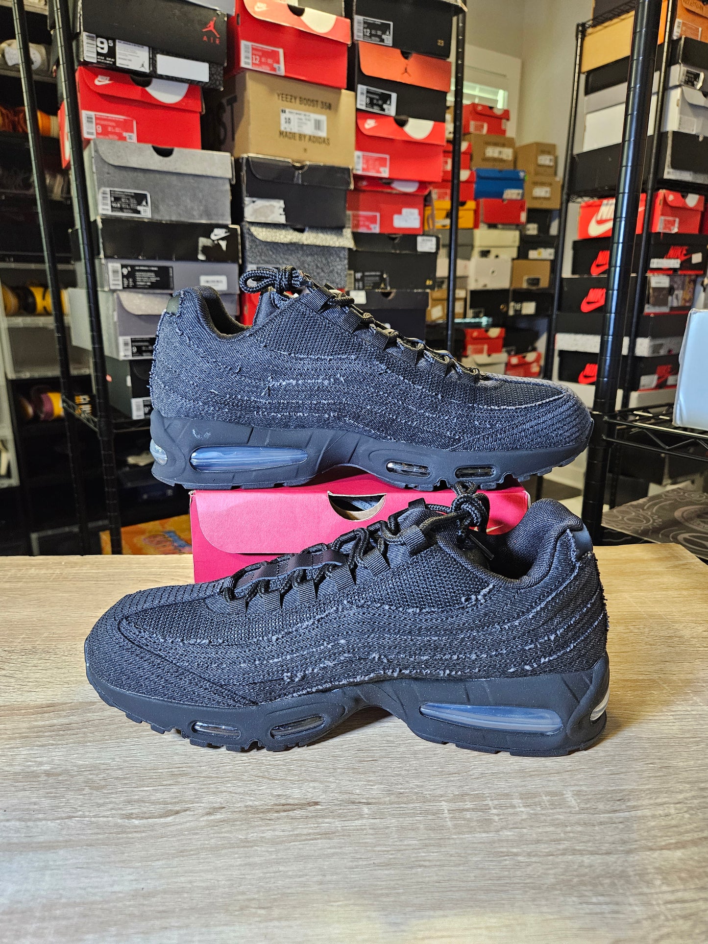 Size 13 - Levi’s x Air Max 95 Black