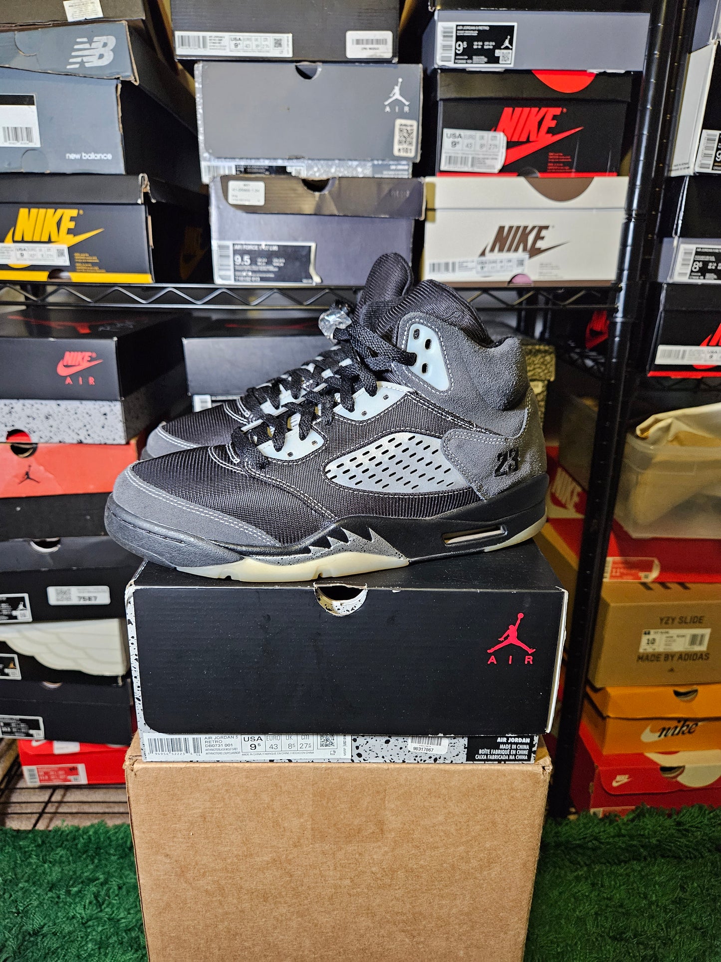 Size 9.5 - AJ 5 Retro Anthracite