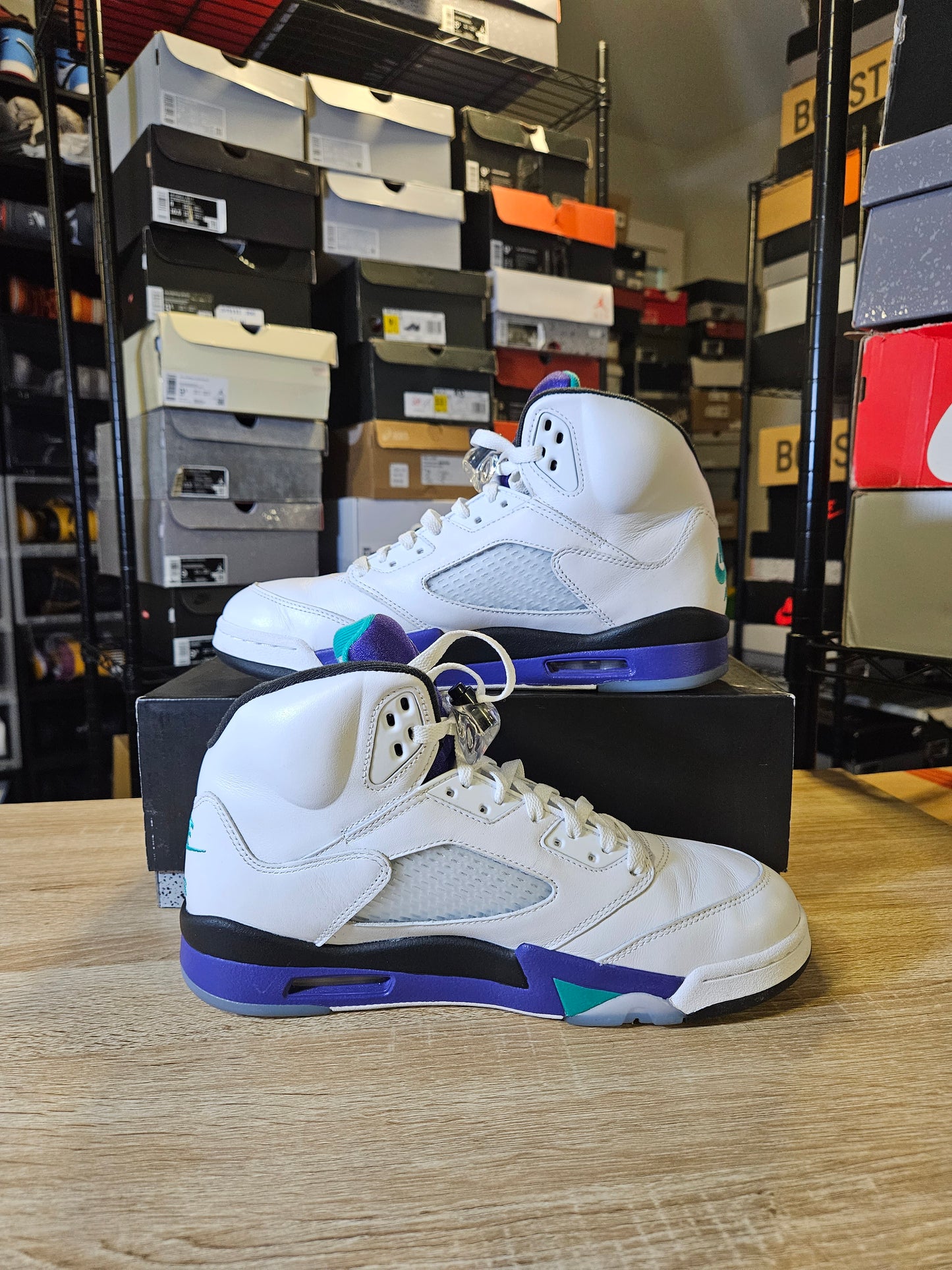Size 10 - AJ 5 Retro 2025 Grape