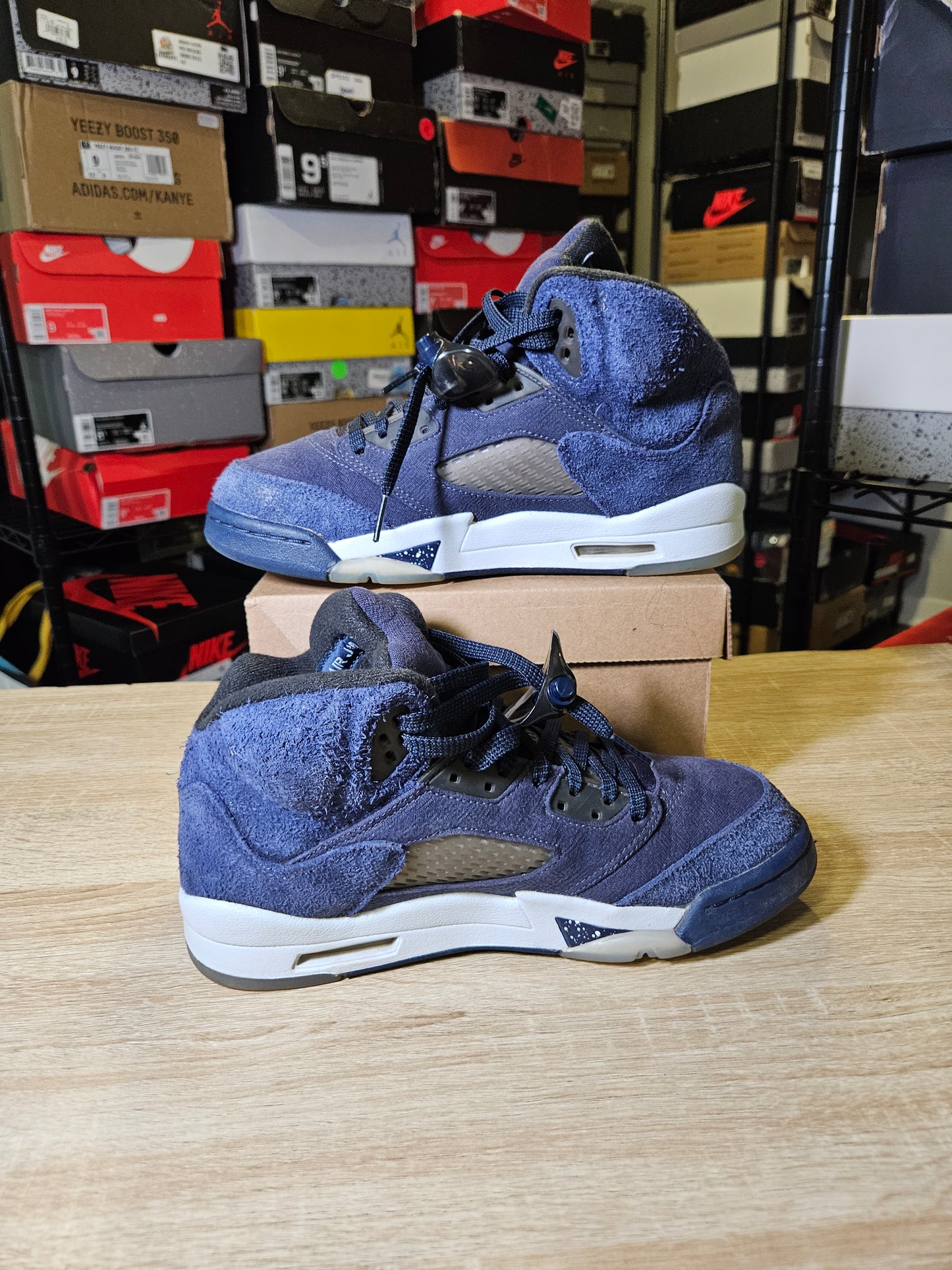 Size 6.5 - AJ 5 Retro SE Midnight Navy