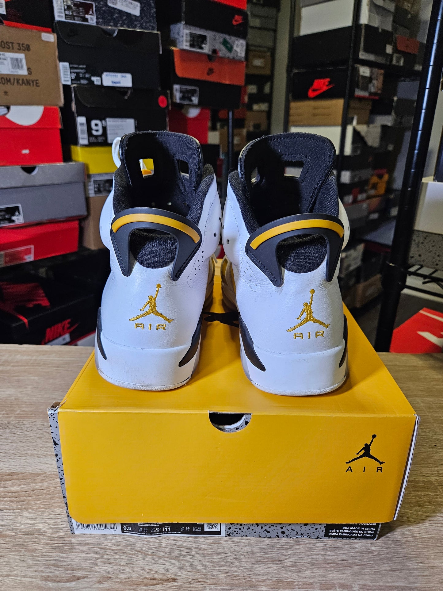 Size 9.5 - AJ 6 Retro Yellow Ochre