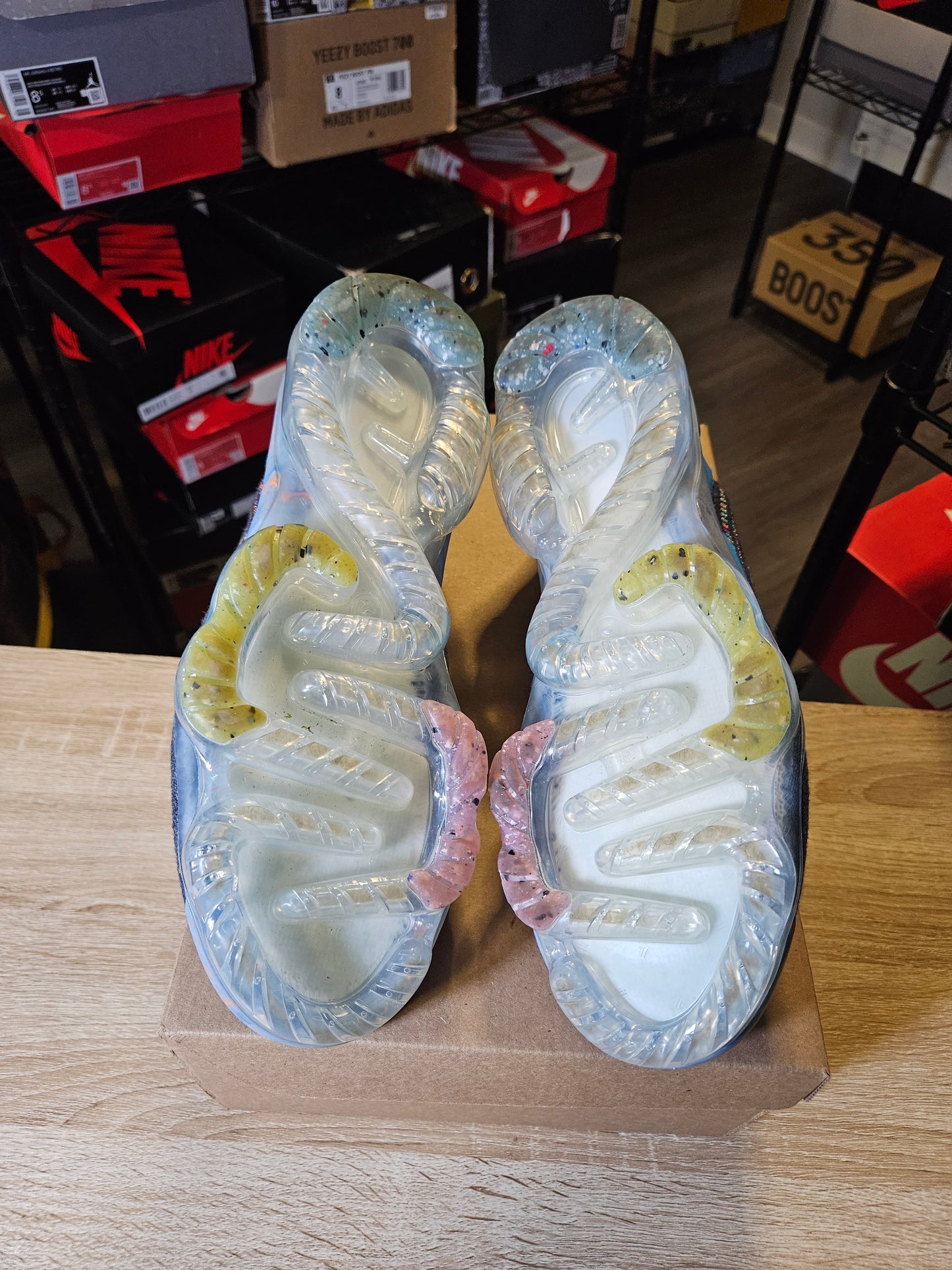 Size 10.5 - Air VaporMax 2020 Flyknit Deep Royal Blue Multi