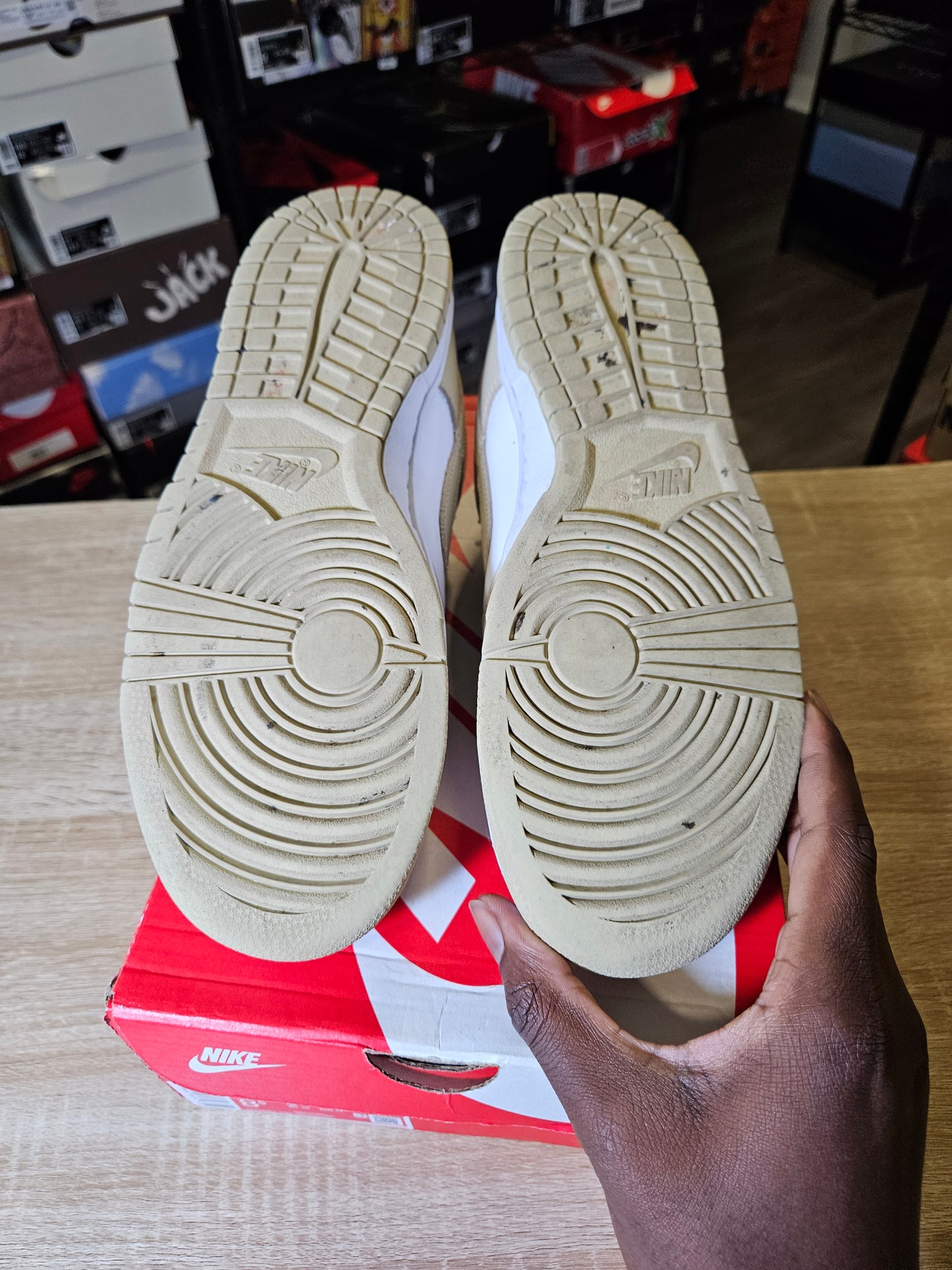 Size 8.5 - Dunk Low Team Gold