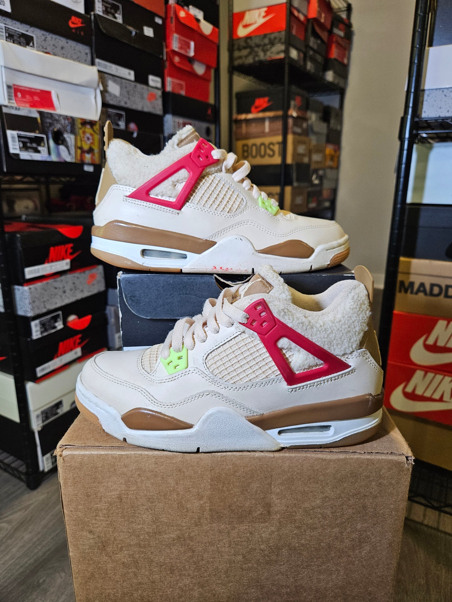 Size 6.5 - AJ 4 Where The Wild Things Are