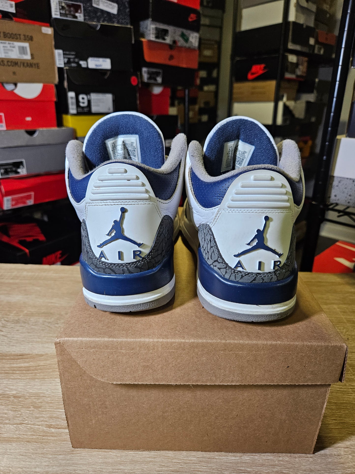 Size 9.5 - AJ 3 Retro Midnight Navy