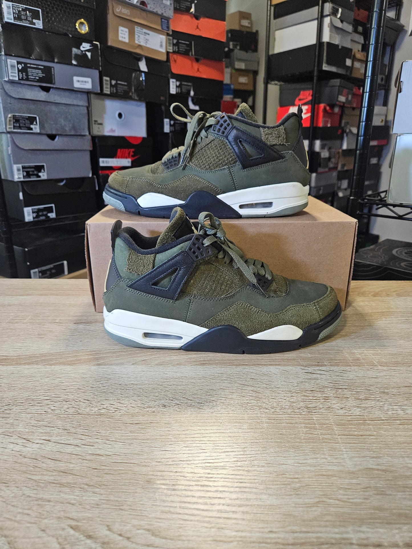 Size 9.5 - AJ 4 SE Retro Low Craft - Olive