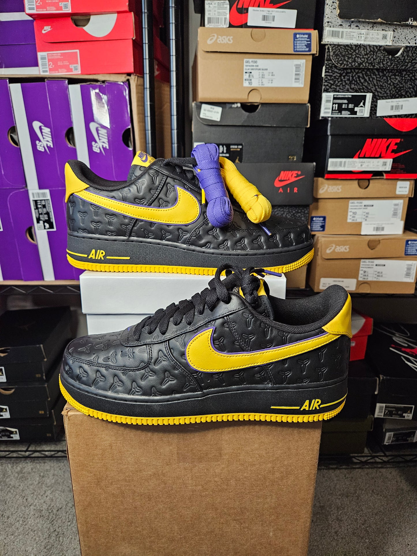 Size 12 - Kobe Bryant x AF1 1 Low Lakers Away Numbered