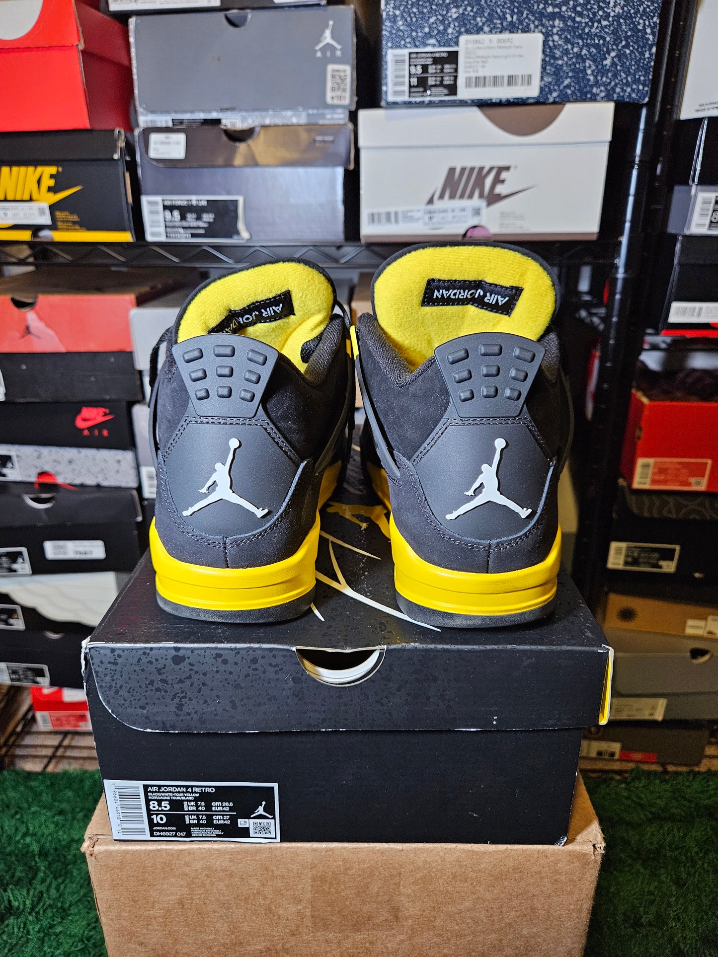 Size 8.5 - AJ 4 Retro Mid Thunder