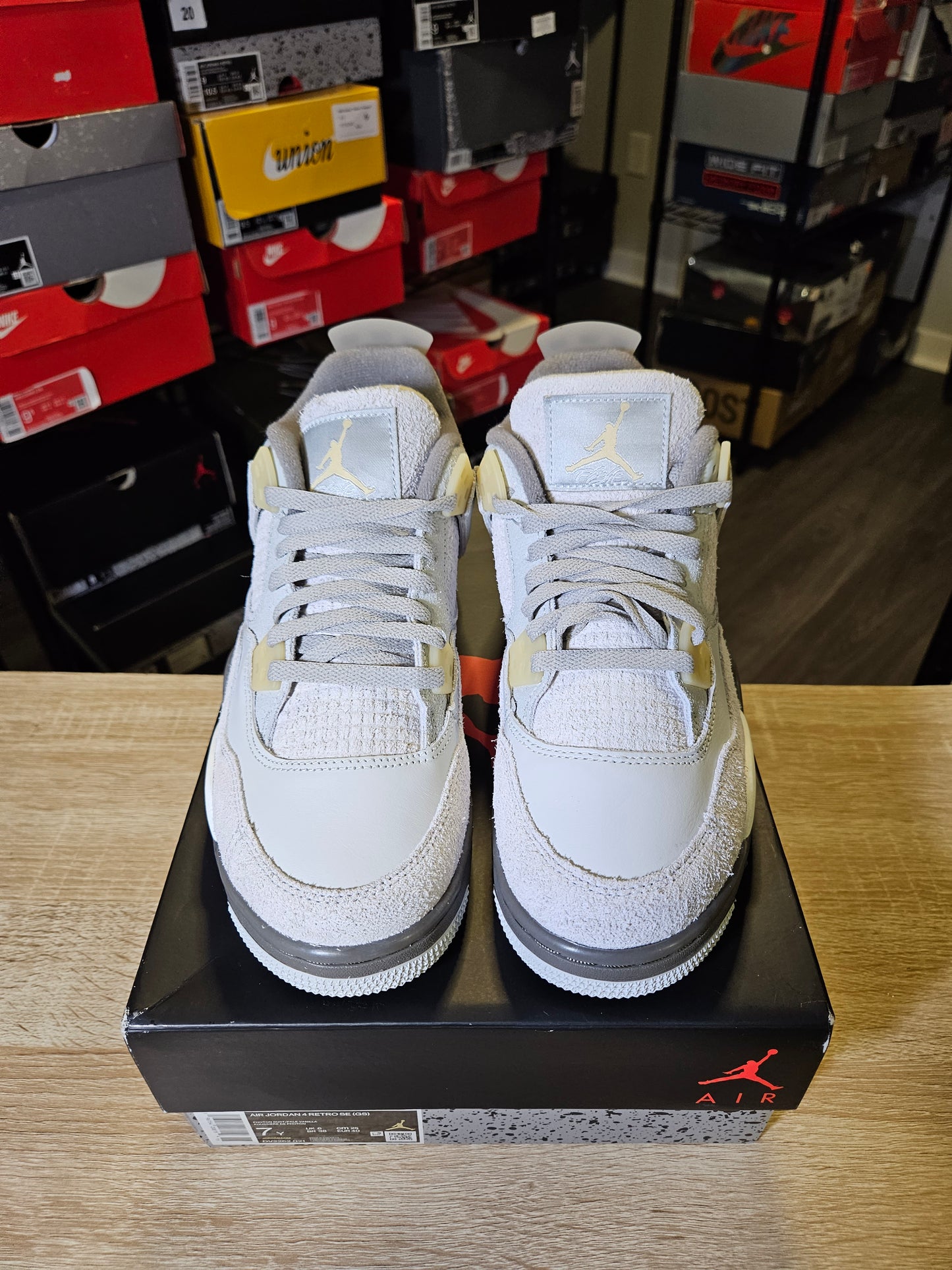 Size 7 - AJ 4 Retro SE Low Craft