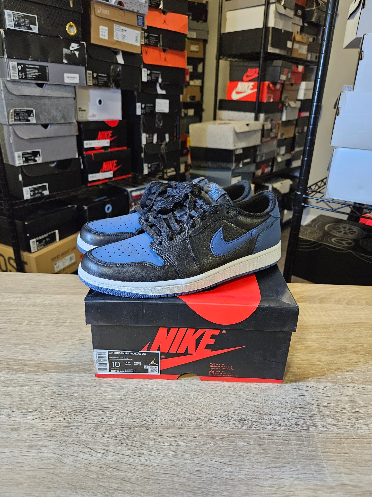 Size 10 - AJ 1 Low OG Mystic Navy