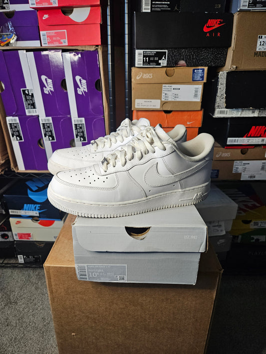 Size 11 - AF 1 Low '07 White