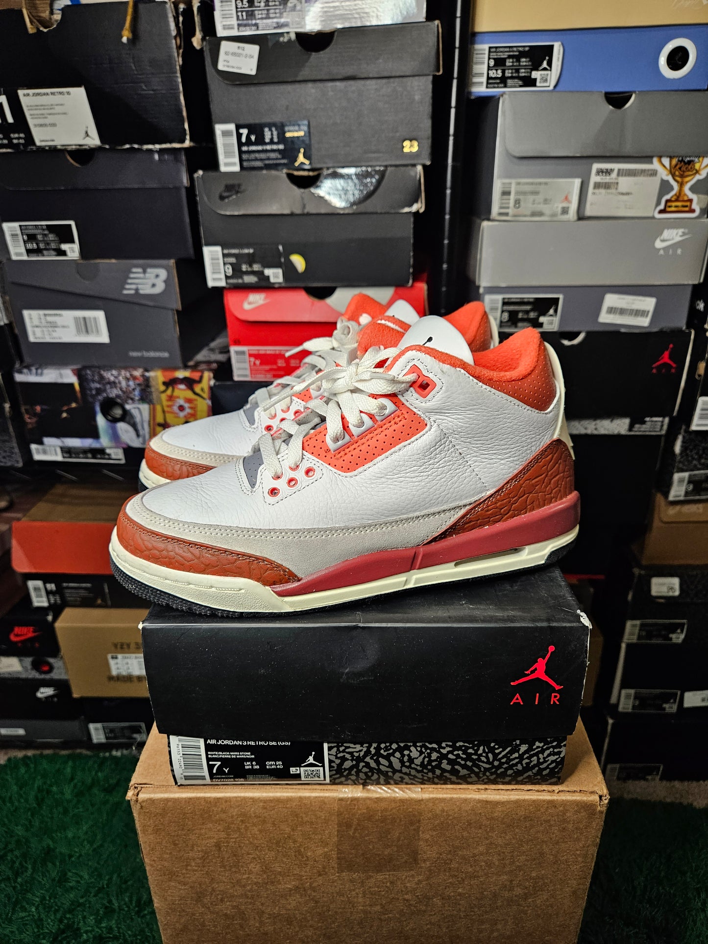 Size 7 - AJ 3 Retro Mid Dunk On Mars