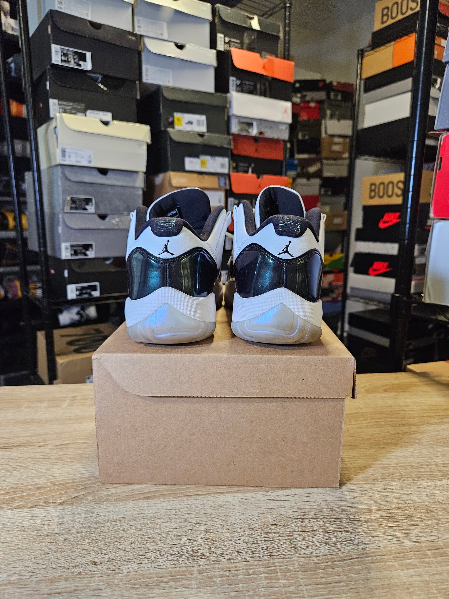 Size 10 - AJ 11 Retro Low Emerald