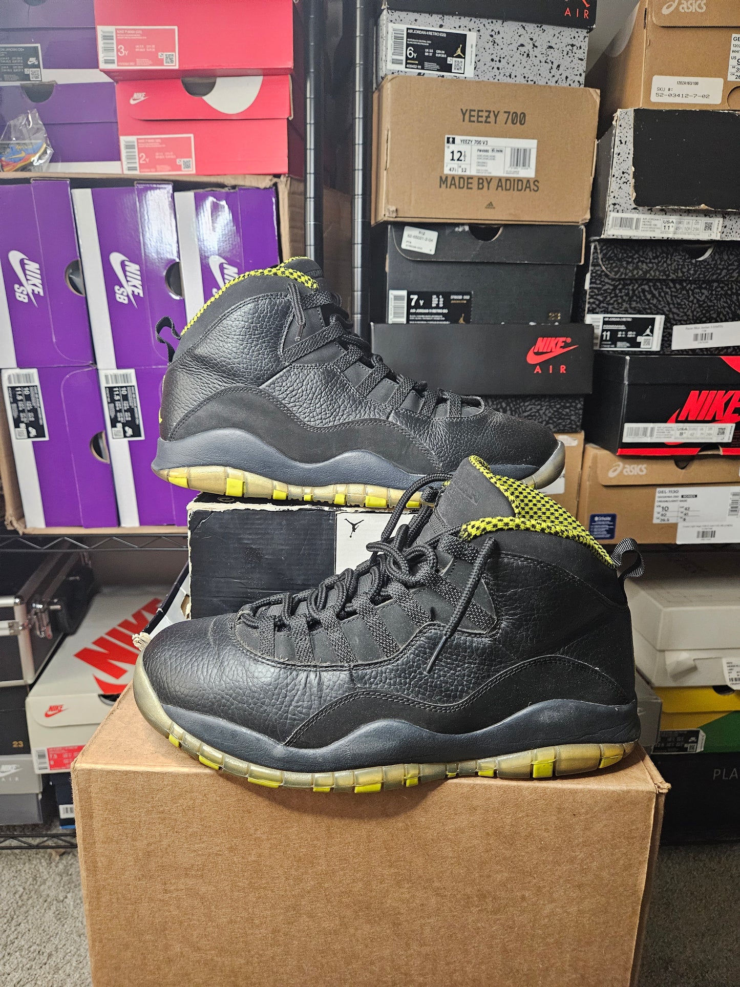 Size 11 - AJ 10 Retro Venom