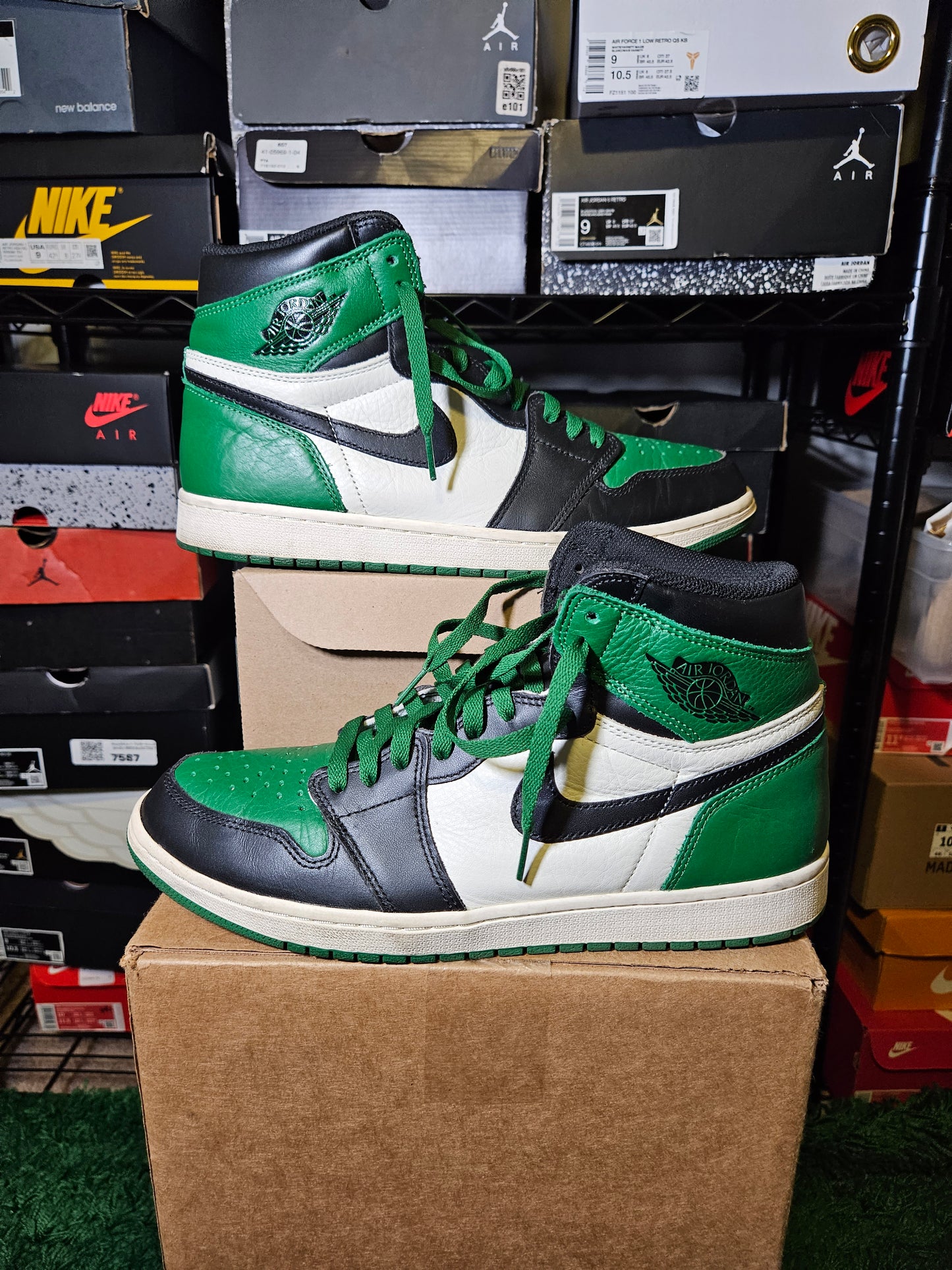 Size 11.5 - AJ 1 Retro High OG Pine Green 2018