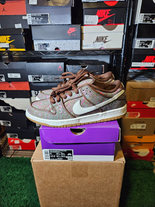 Size 9 - SB Dunk Low Pro Paisley Brown