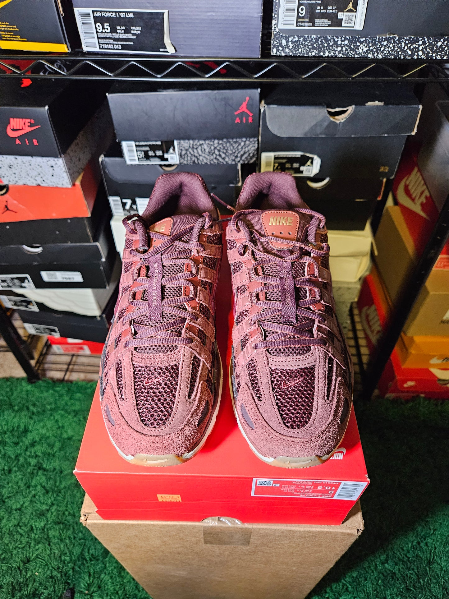 Size 9 - P-6000 SE Dark Pony