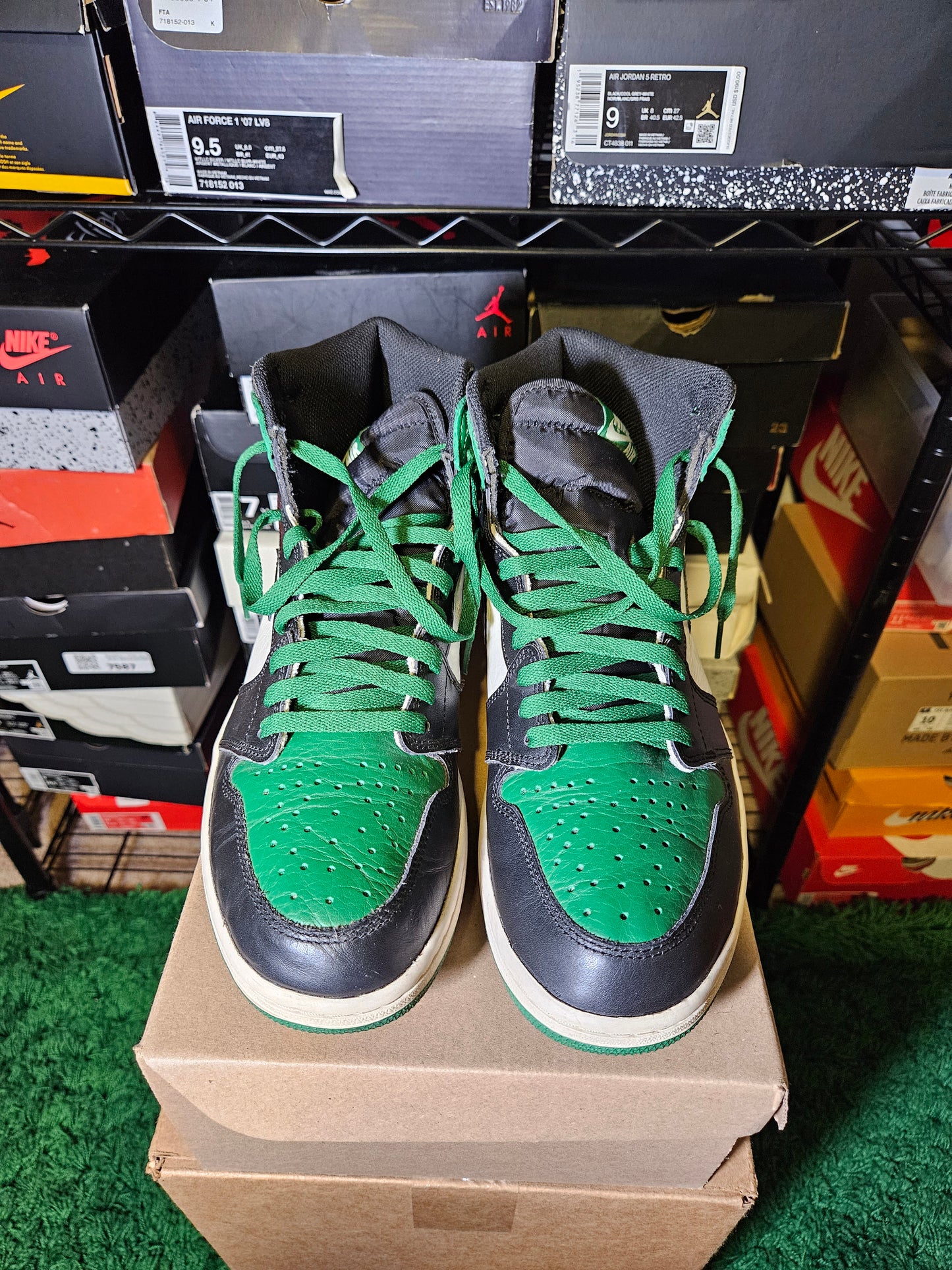Size 11.5 - AJ 1 Retro High OG Pine Green 2018