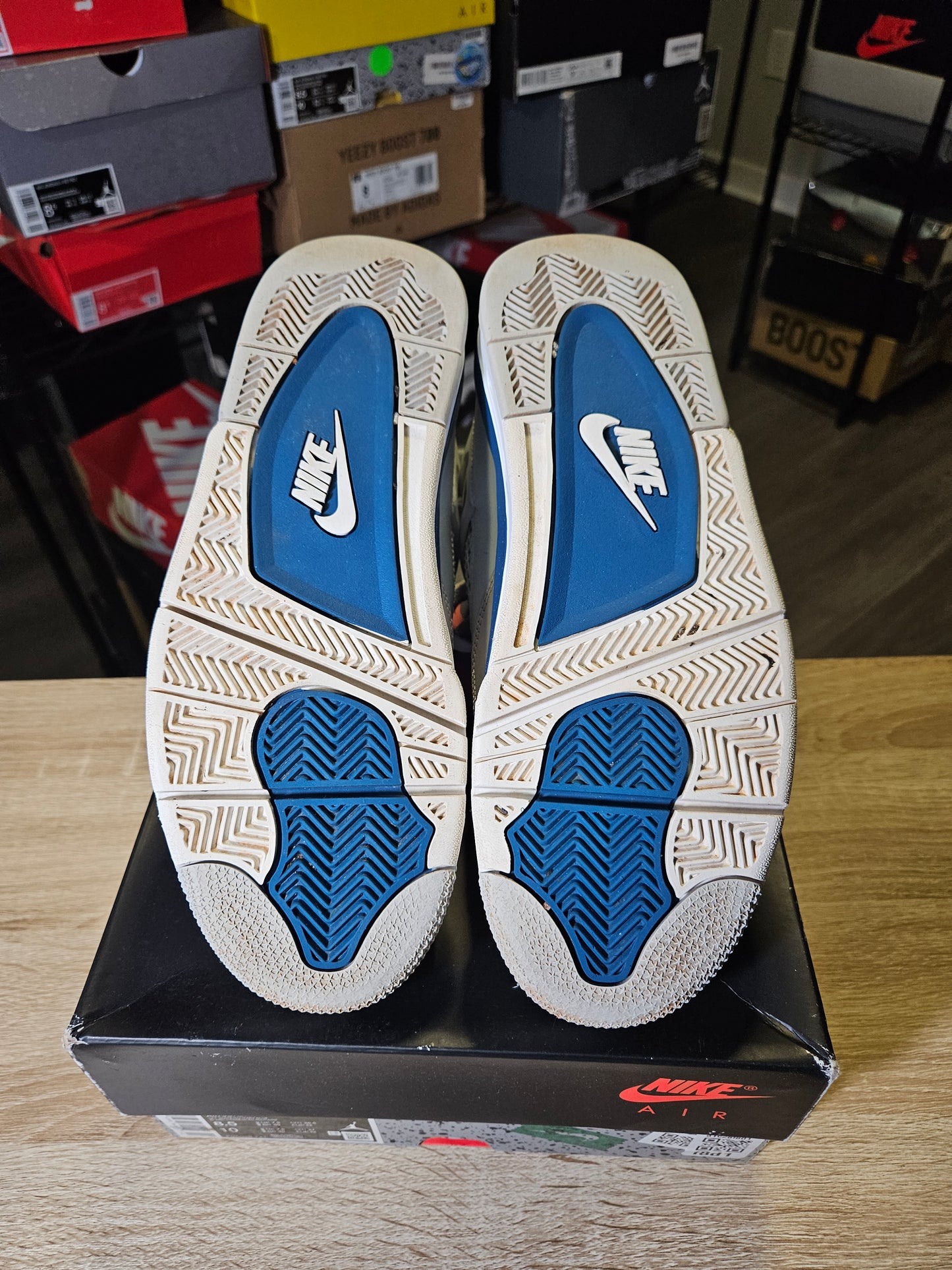 Size 8.5 - AJ 4 Retro 2024 Military Blue