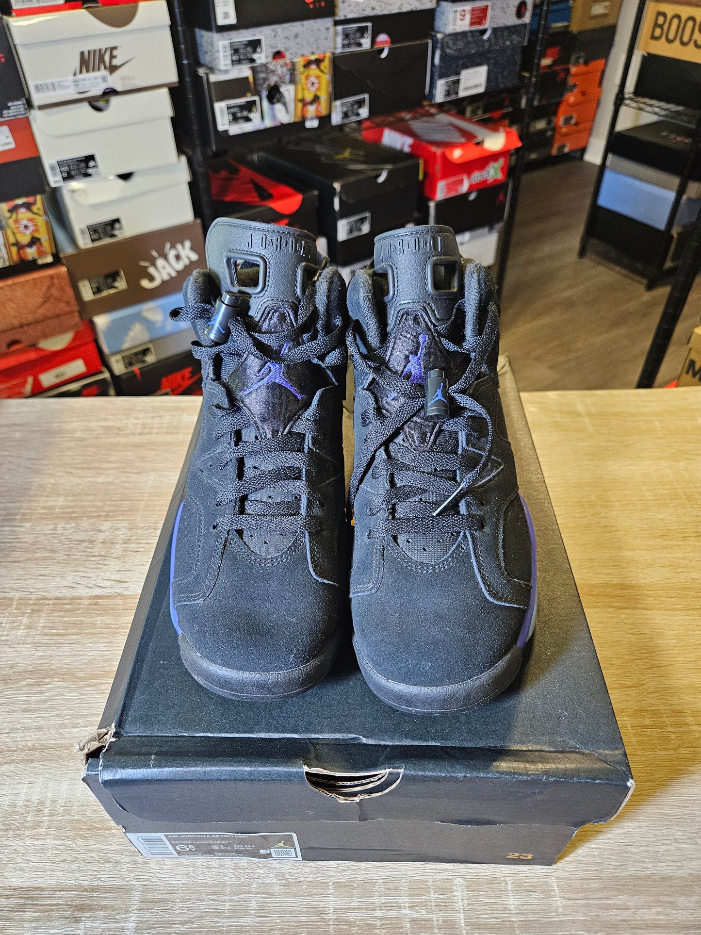 Size 6.5 - AJ 6 Retro Aqua