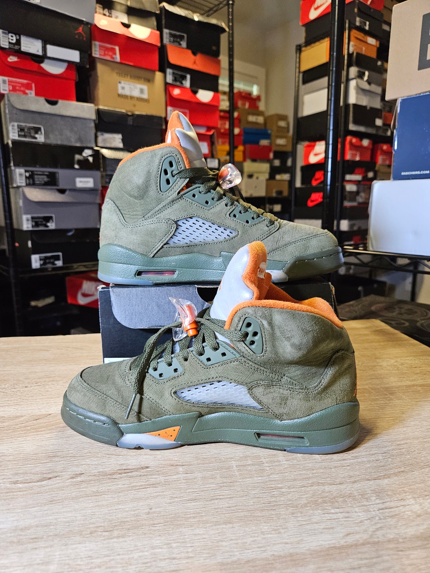 Size 6 - Air Jordan 5 Retro 2024 Olive
