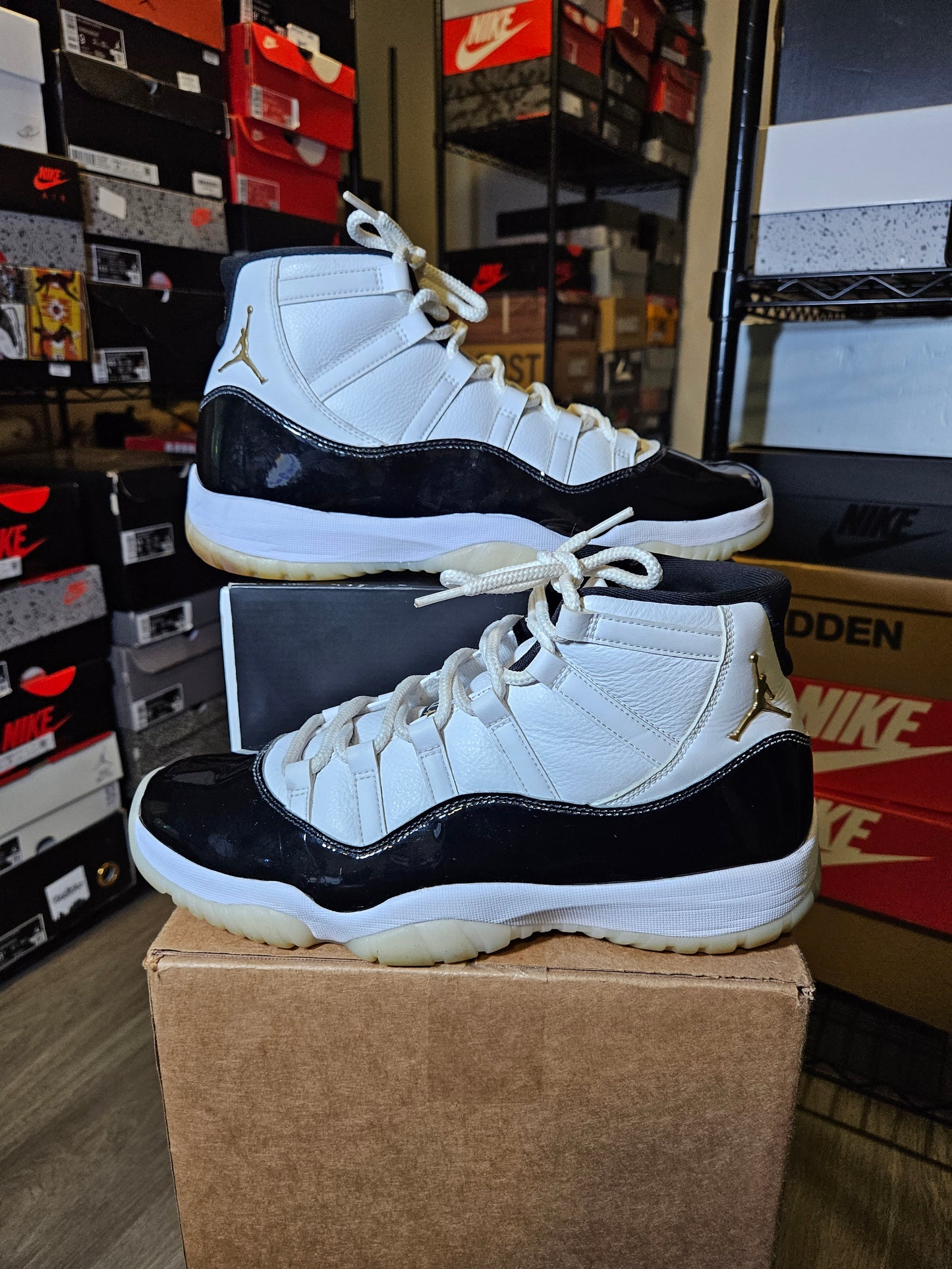 Size 12 - AJ 11 Retro Mid Gratitude / Defining Moments