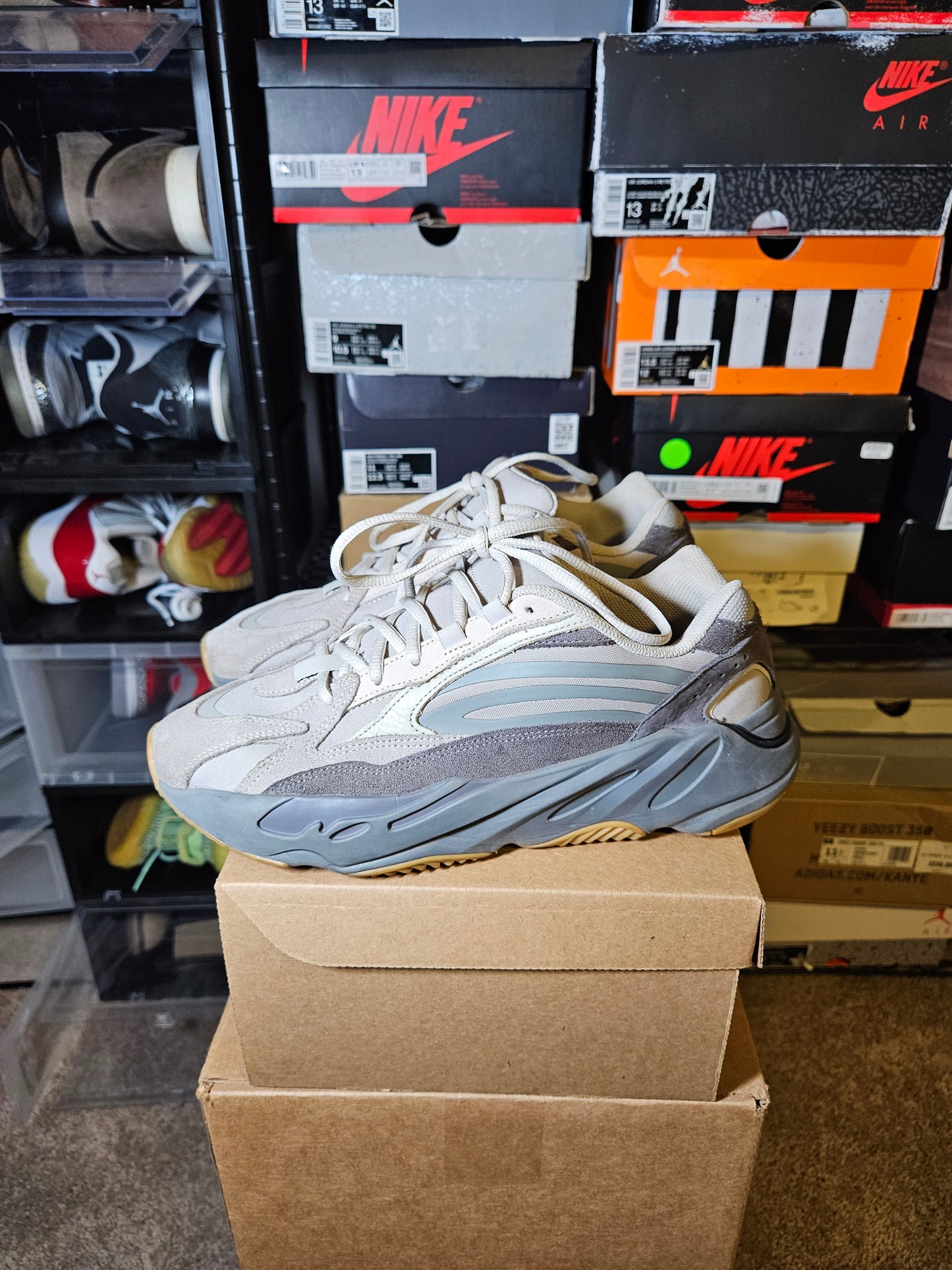 Size 9 - YZY Boost 700 V2 Tephra