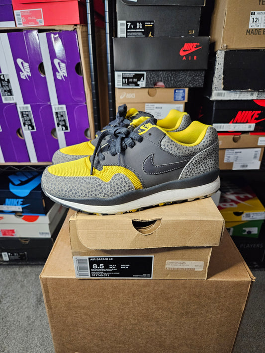Size 8.5 - Air Safari LE Speed Yellow