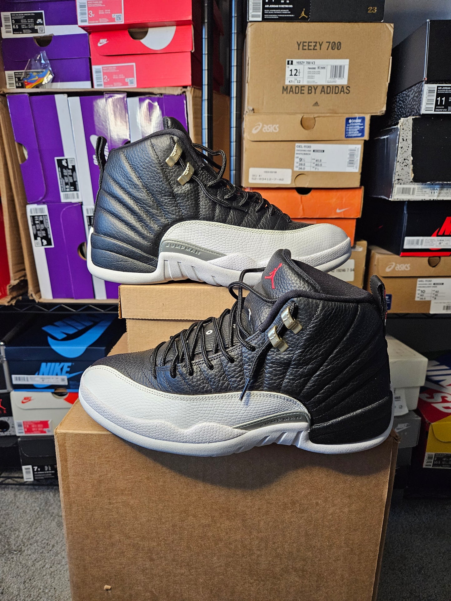 Size 11 - AJ 12 Retro Mid Playoff