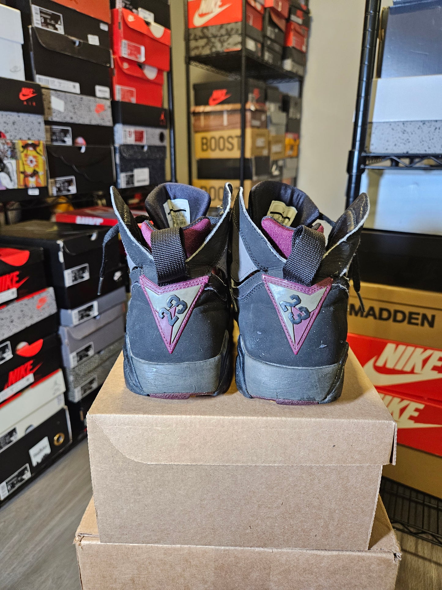 Size 9 - AJ 7 Retro 2011 Bordeaux