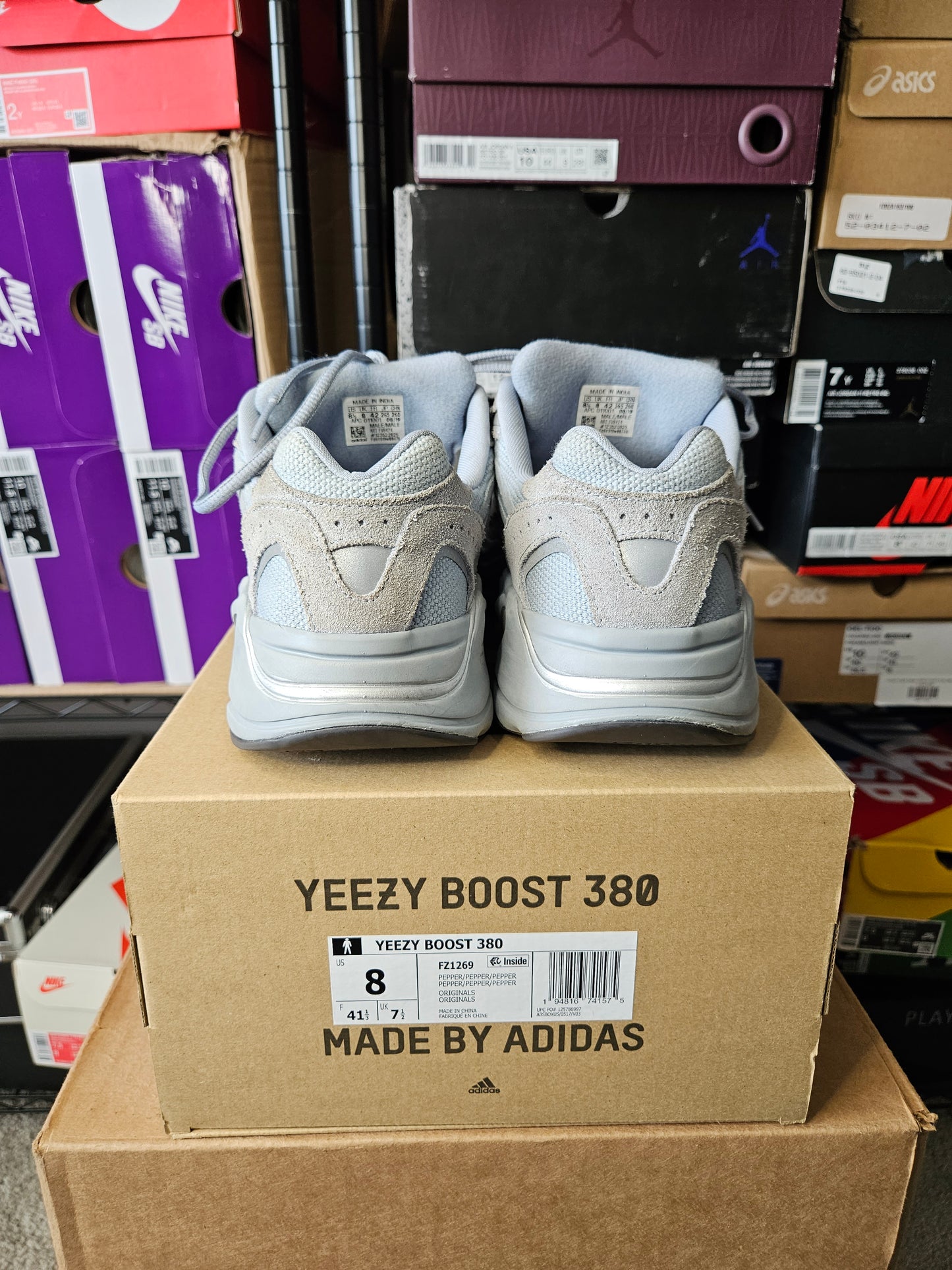 Size 8.5 - YZY Boost 700 V2 Hospital Blue