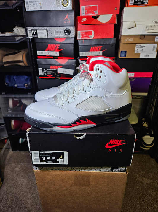 Size 11 - AJ 5 Retro Mid Fire Red